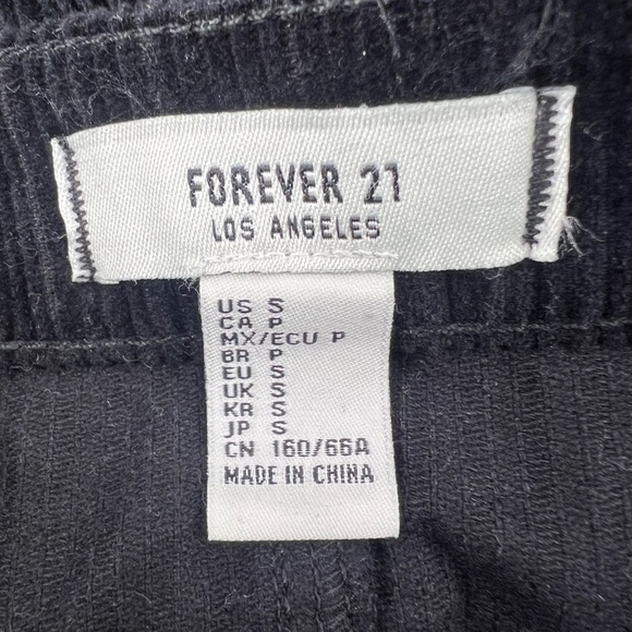 Forever 21 Black Zip Up Corduroy Mini Skirt Size Small Women’s - Picture 2 of 5